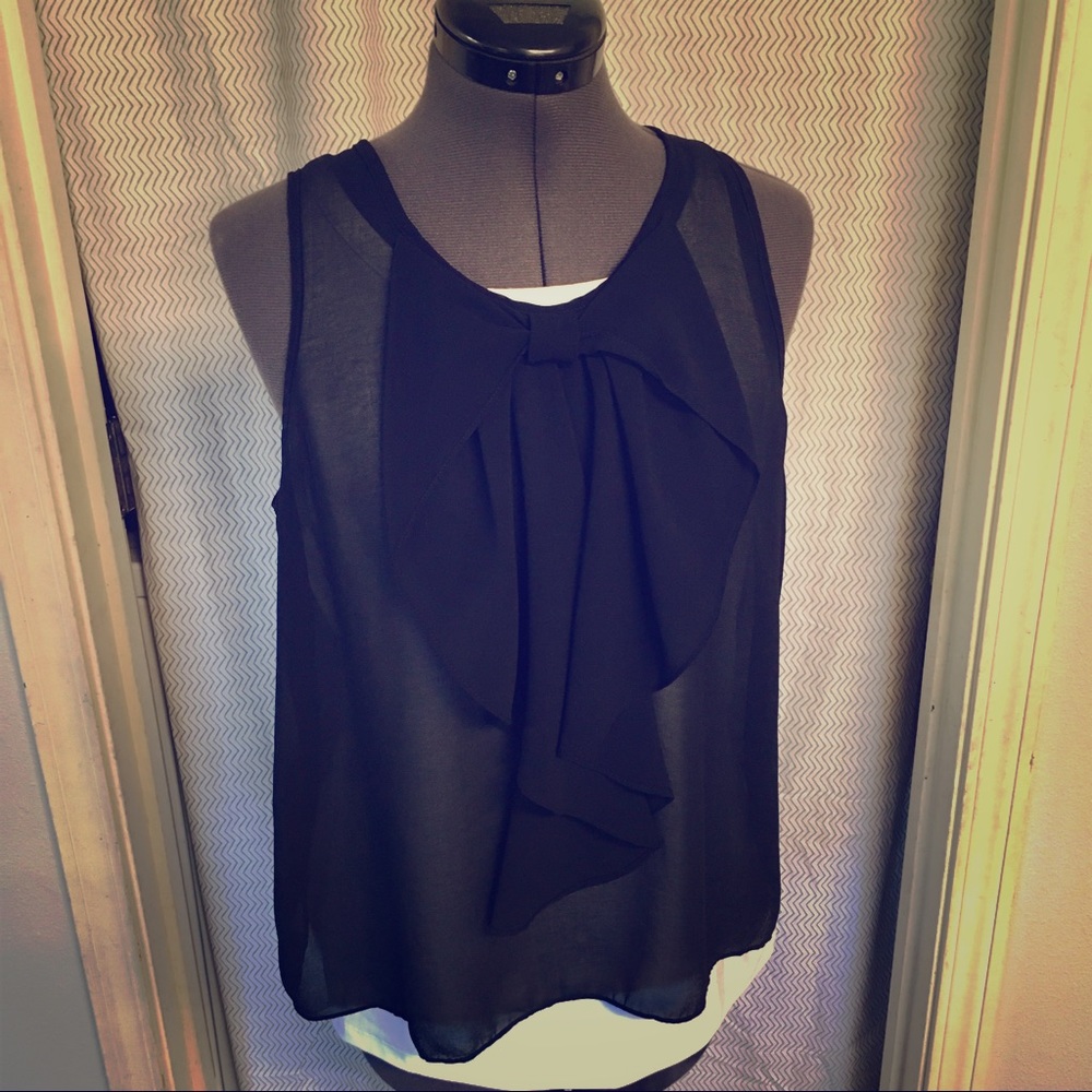 Bow front layering tank